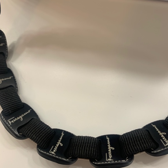 Salvatore Ferragamo purse - Picture 3 of 10